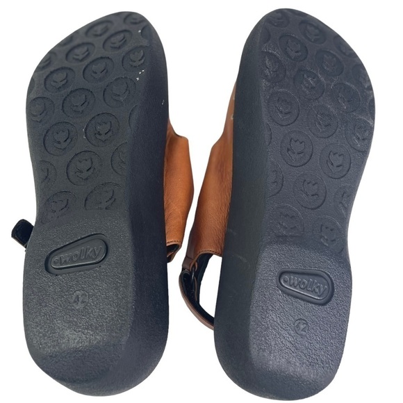 Wolky Jewel Women’s Leather Walking Comfort Sandals - Picture 6 of 8